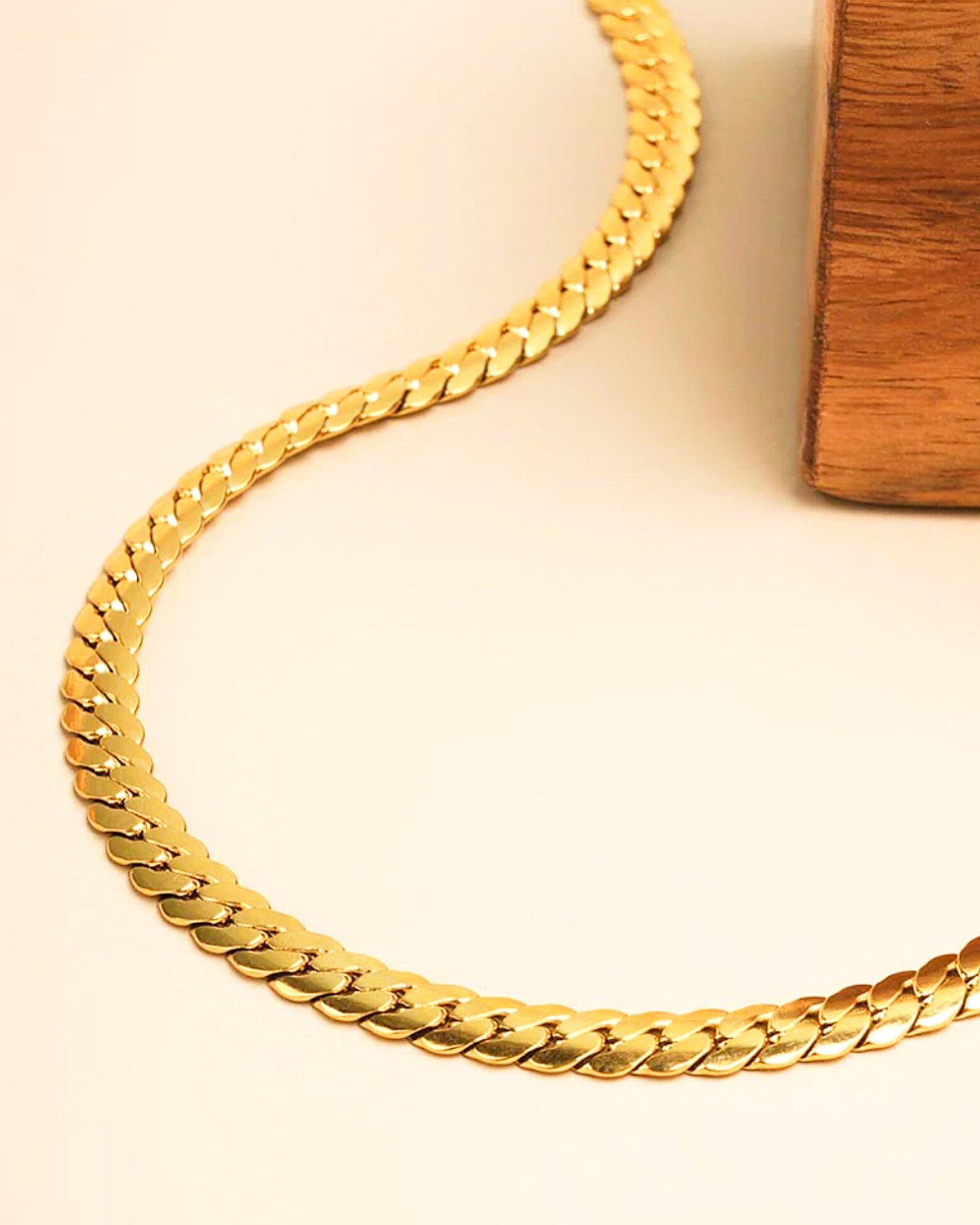 Flat Cuban Link Chain - Image 4